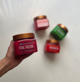 اسکراب میوه ایی 600میل برند Fruit of the Wokali Pink Dream Natural Sherbet Scrub